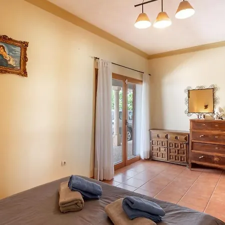 Relajante Con Vistas, Piscina Y Parking Villa *
