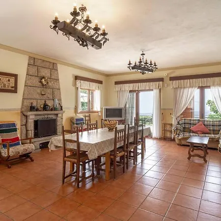 Relajante Con Vistas, Piscina Y Parking